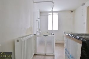 Photo 6- click for photo gallery